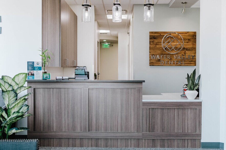 More Photos Of 1349 Water Valley Pky, Windsor Office For Lease