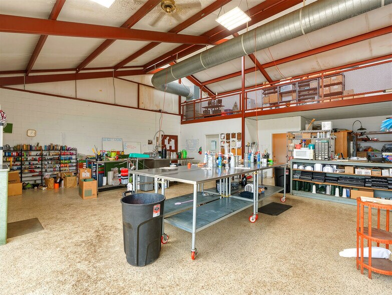 More Photos Of 530 N Mississippi Ave, Ada Freestanding For Sale