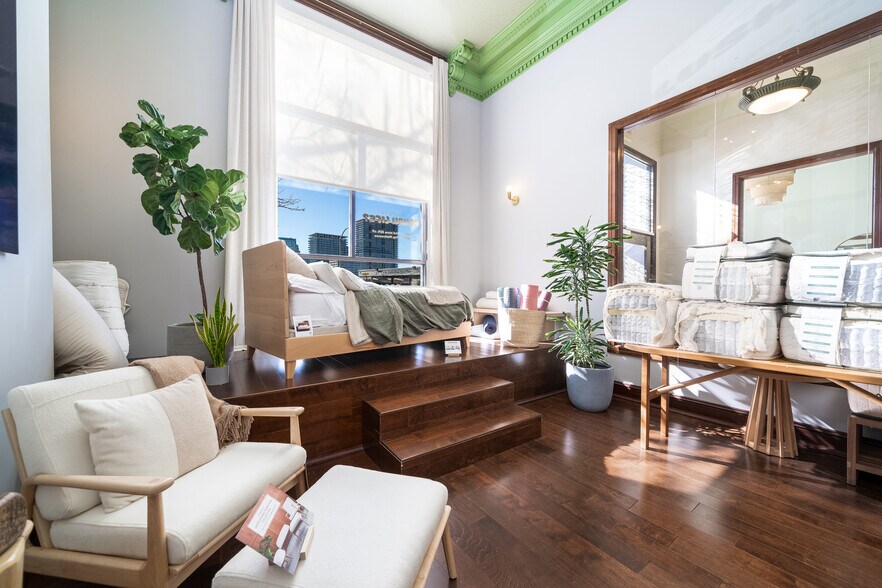 More Photos Of 12-14 Hudson Pl, Hoboken Office For Sale