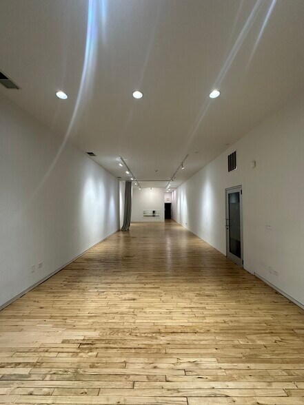 More Photos Of 835 W Washington Blvd, Chicago Unknown For Lease