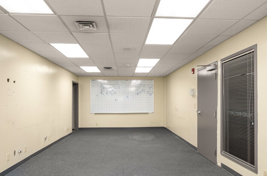 More Photos Of 417-425 W 2nd Ave, Spokane Medical For Lease