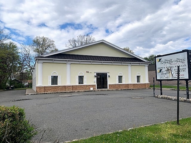 More Photos Of 1116 W Route 46, Parsippany Storefront Retail Office For Lease