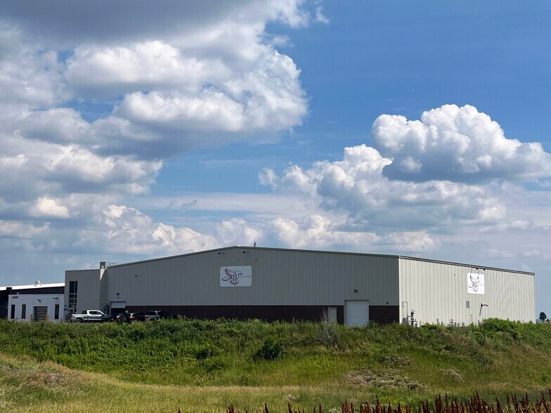 Primary Photo Of 14895 Pioneer Trail, Eden Prairie Airplane Hangar For Lease