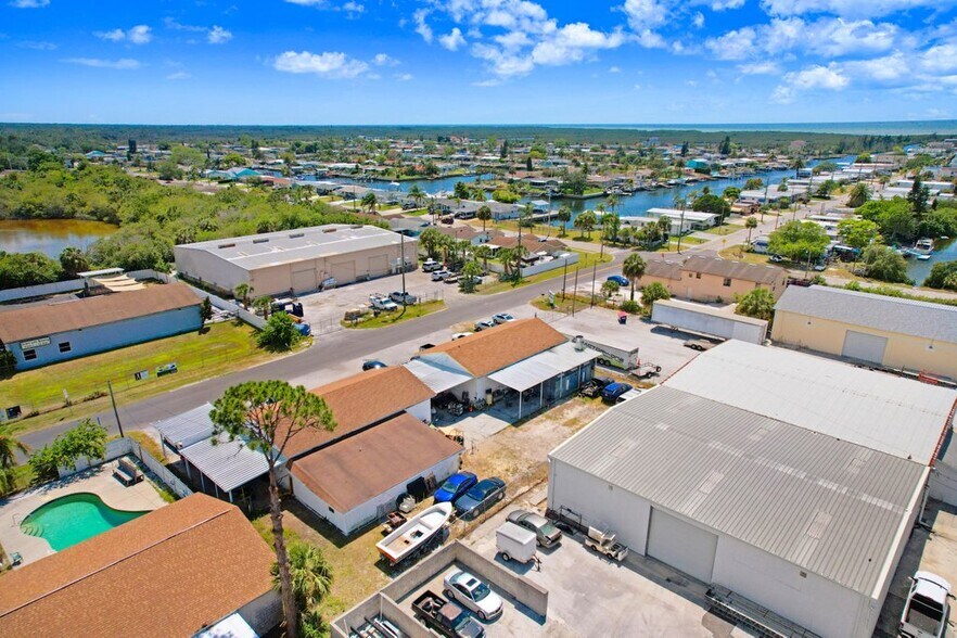 More Photos Of 6801 Tower Dr, Hudson Service For Lease