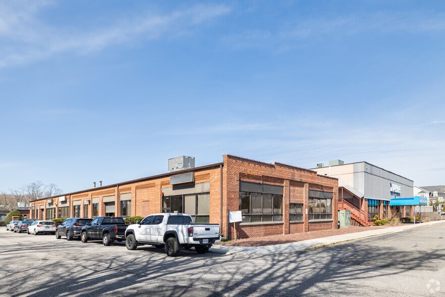 Primary Photo Of 200 Wilson St, Port Jefferson Station Flex For Lease