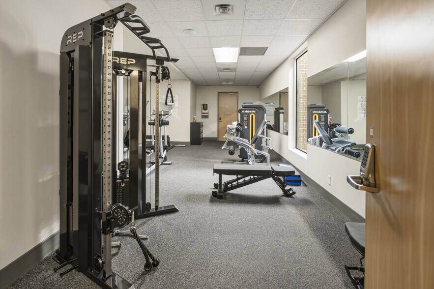 More Photos Of 315 S College Rd, Lafayette Medical For Lease