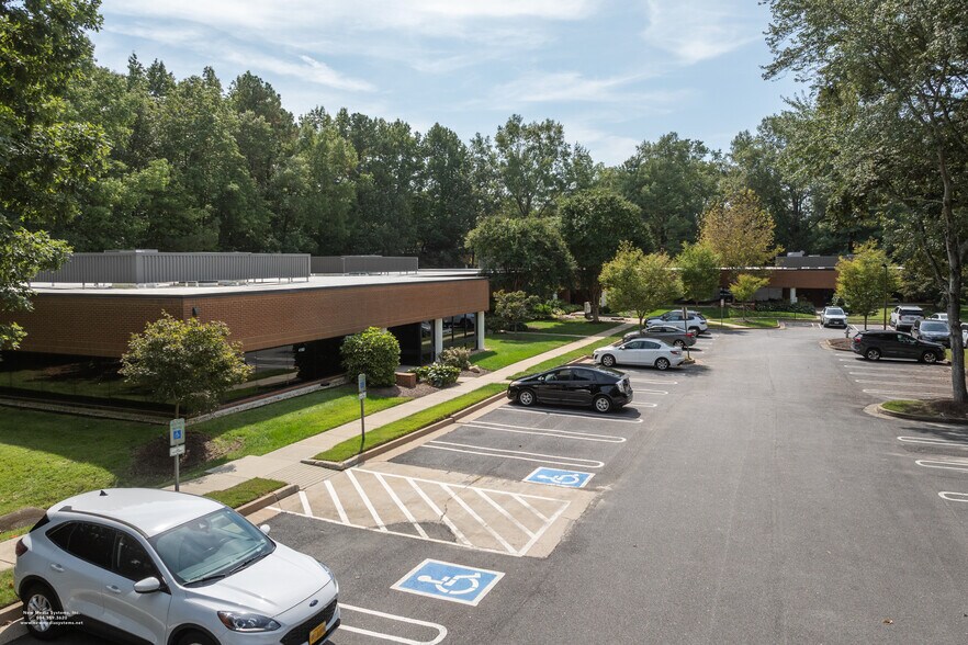More Photos Of 4180-4196 Innslake Dr, Glen Allen Office For Lease