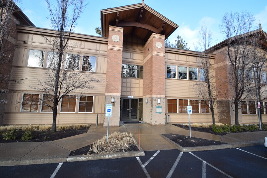 More Photos Of 1475 SW Chandler Ave, Bend Medical For Lease