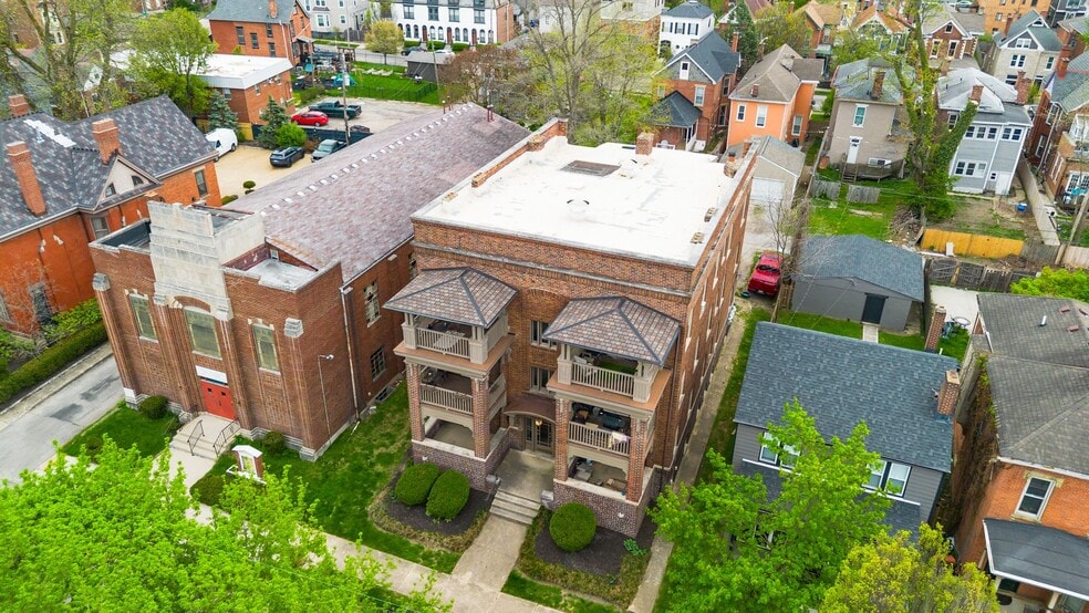 More Photos Of 94 N 20th St, Columbus Apartments For Sale