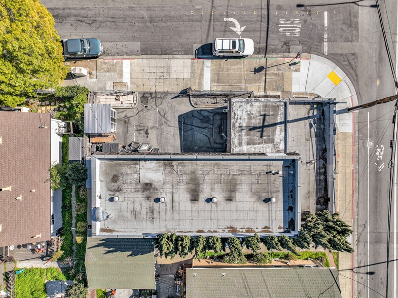 More Photos Of 2127 Middlefield Rd, Redwood City Industrial For Sale