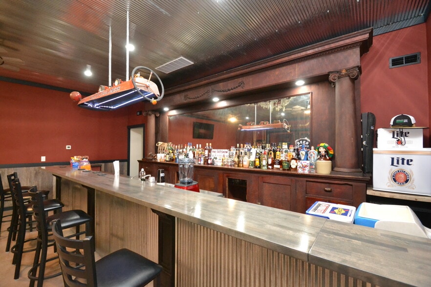 More Photos Of 3247 E State Road 28, Tipton Warehouse For Sale