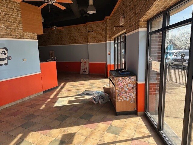 More Photos Of 75 N Main St, Mount Clemens Loft Creative Space For Lease