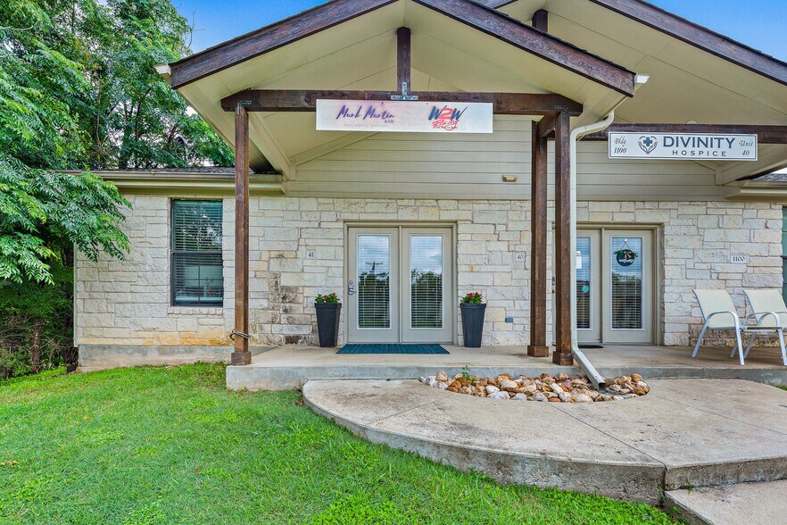 More Photos Of 3000 Joe Dimaggio Blvd, Round Rock Medical For Sale