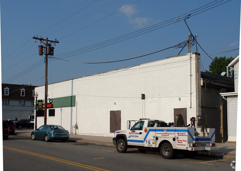More Photos Of 70 Main St, Netcong Storefront For Lease