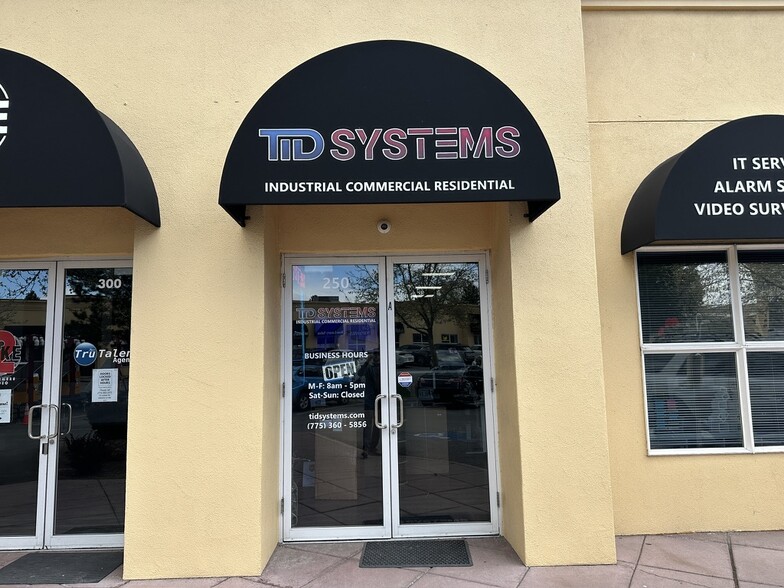 Primary Photo Of 770-780 Smithridge Dr, Reno Showroom For Lease
