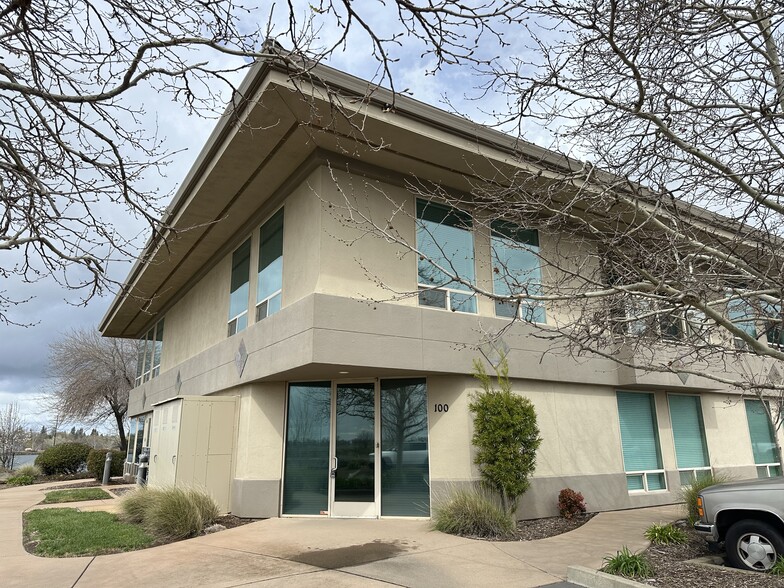 More Photos Of 2580 Sierra Sunrise Ter, Chico Office For Sale