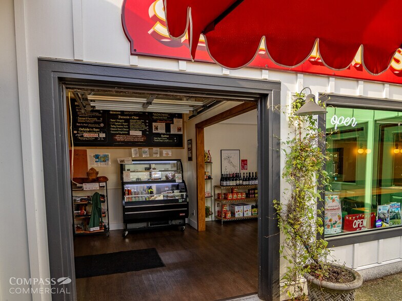 More Photos Of 8235 SE 13th Ave, Portland Storefront For Sale