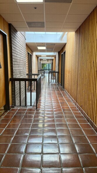 More Photos Of 159 E Live Oak Ave, Arcadia Office For Lease