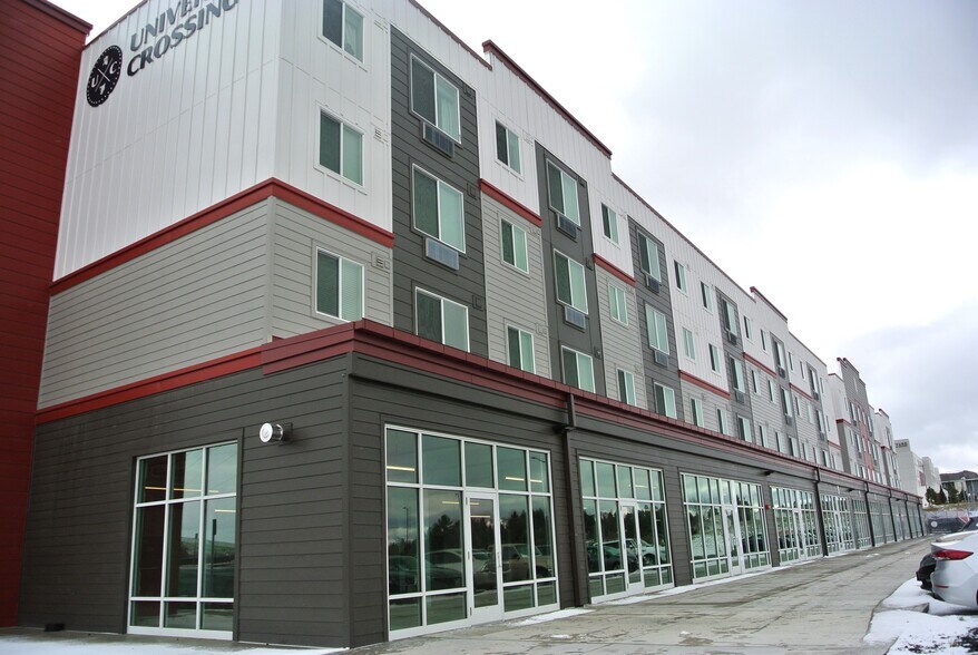 More Photos Of 1490 NE North Fairway Dr, Pullman General Retail For Lease