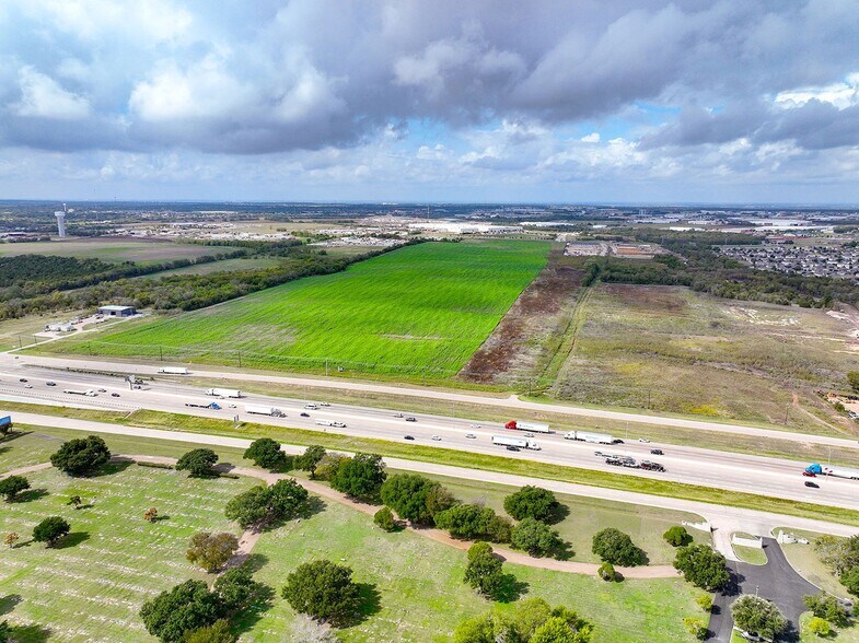 More Photos Of I-35 & Bagby Ave, Waco Land For Sale