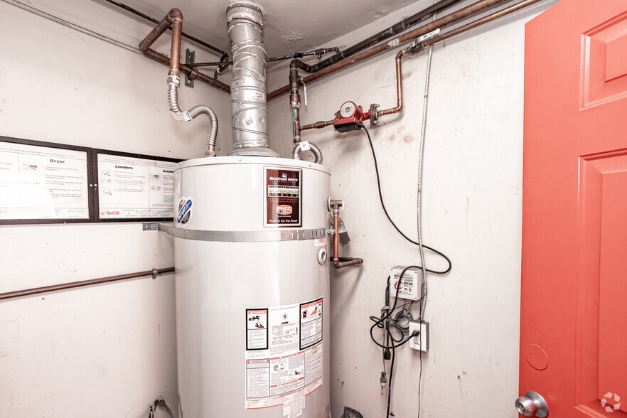 More Photos Of 509 Hyde Park Pl, Inglewood Apartments For Sale