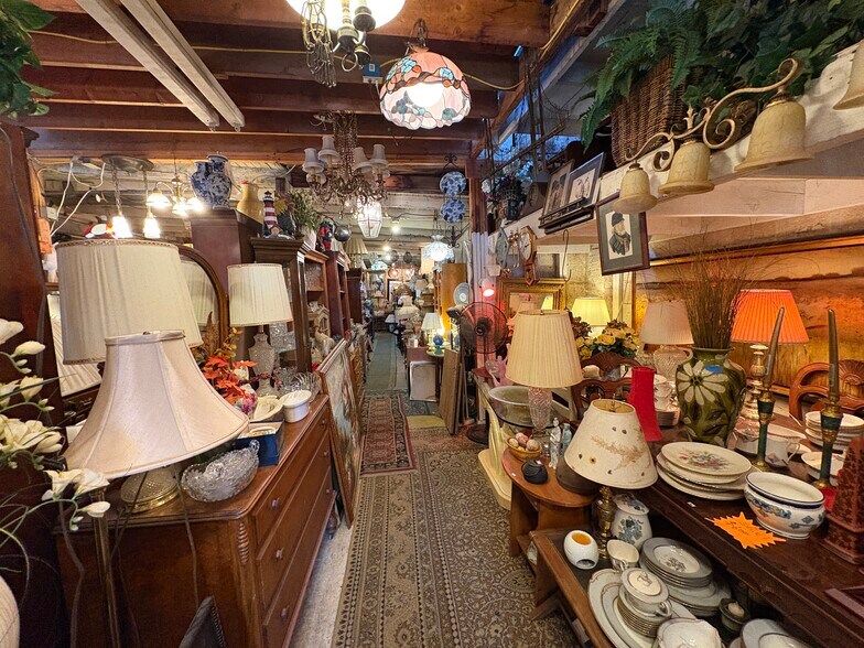 More Photos Of 2048 S Broad St, Hamilton Storefront For Sale