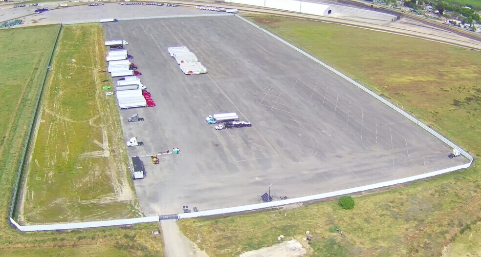 More Photos Of 792 Codoni Ave, Modesto Land For Lease