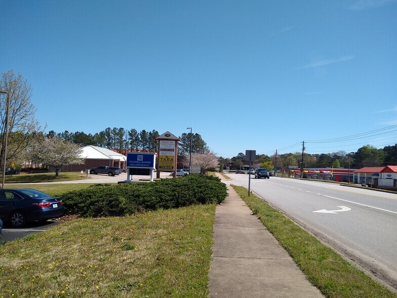 More Photos Of 4295 Jodeco Rd, McDonough Office For Lease