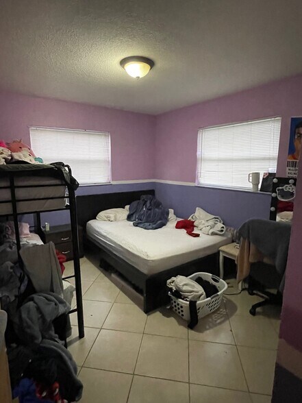 More Photos Of 2200 SW 42nd Ave, Fort Lauderdale Multifamily For Sale