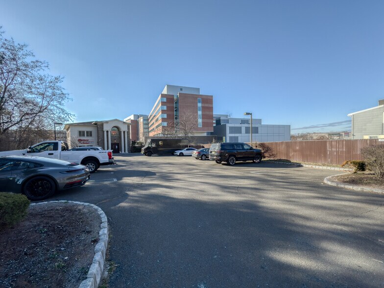 More Photos Of 110 E Ridgewood Ave, Paramus Medical For Sale