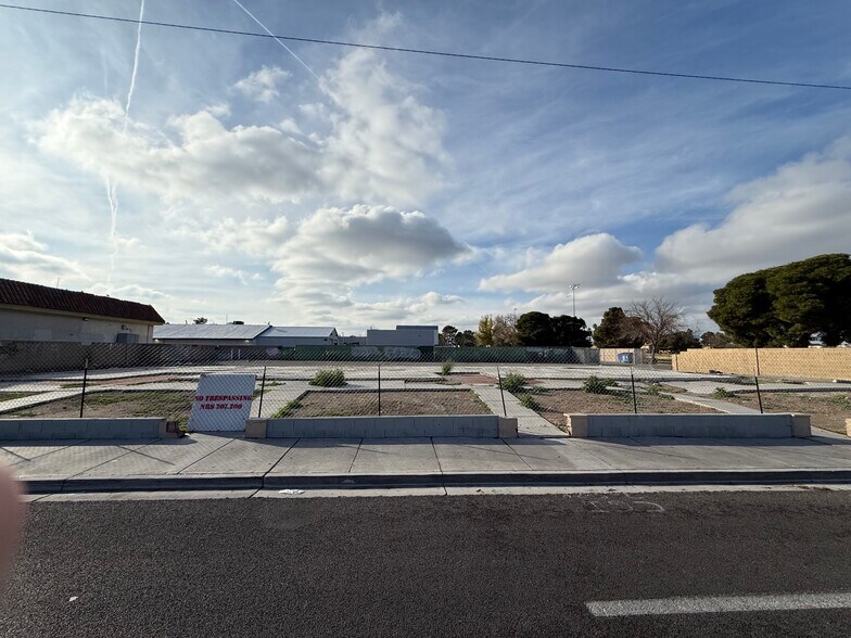 More Photos Of 4855 McLeod Dr, Las Vegas Land For Sale