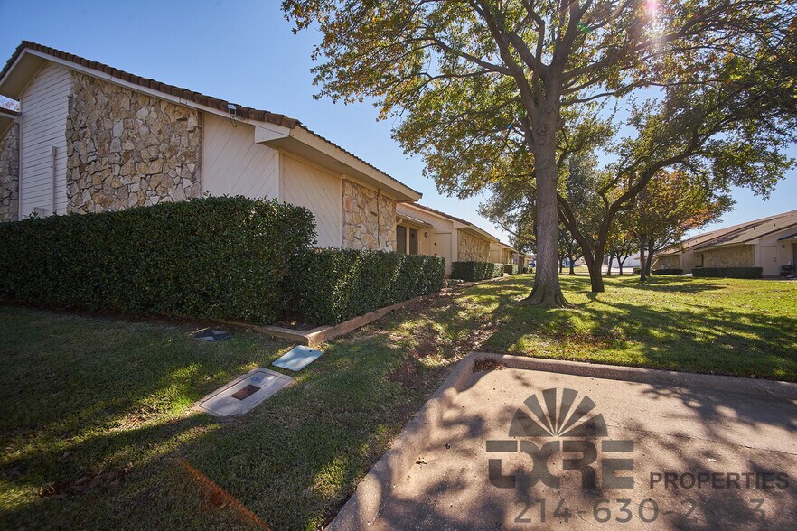 More Photos Of 1140 W Pioneer Pky, Arlington Office For Lease