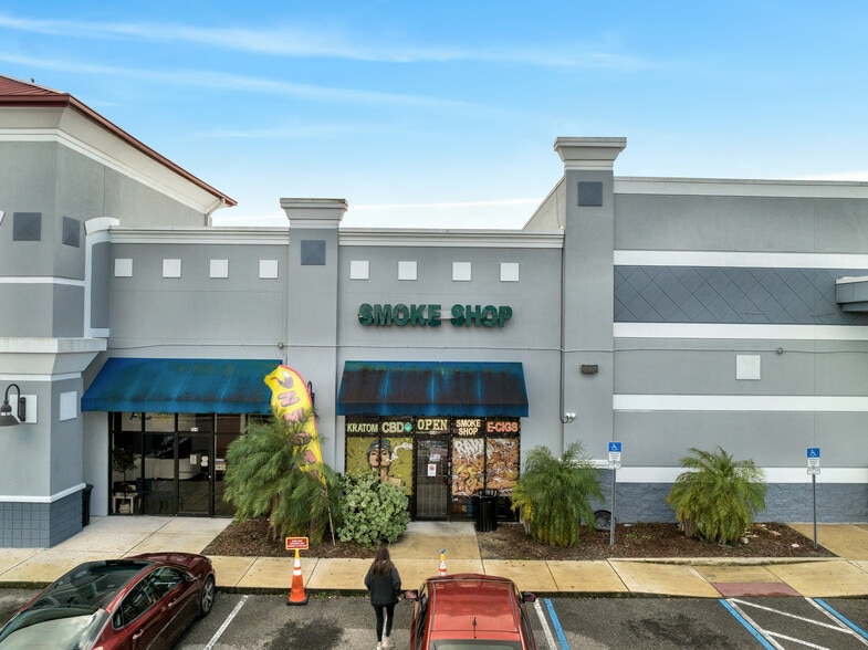 More Photos Of 8010 W Colonial Dr, Orlando Freestanding For Sale