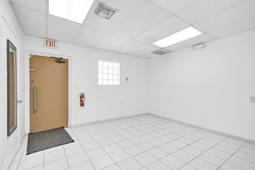 More Photos Of 201-211 E Hallandale Beach Blvd, Hallandale Beach Medical For Lease