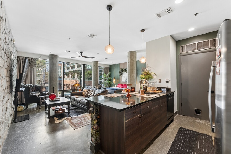 More Photos Of 845 Spring St NW, Atlanta Apartments For Sale