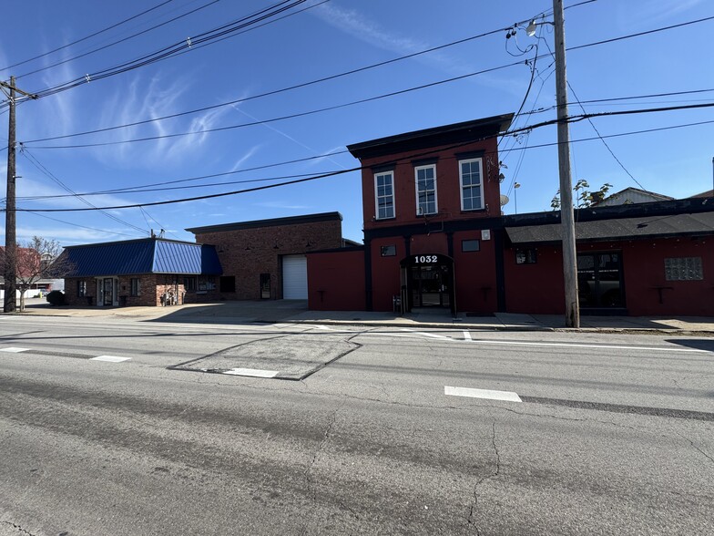 More Photos Of 1032 Story Ave, Louisville Bar For Lease