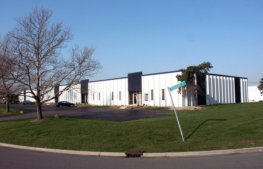 More Photos Of 801-819 Phillipi Rd, Columbus Light Distribution For Lease