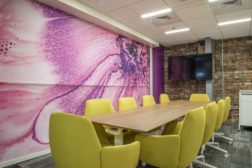 More Photos Of 401 Saint Joseph St, New Orleans Office For Sale