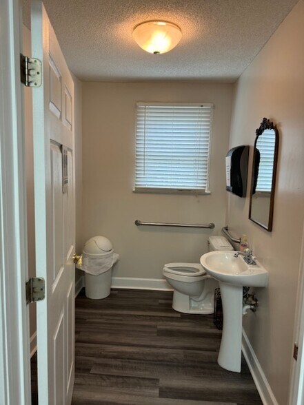 More Photos Of 610 Douglas Ave, Brewton Office Residential For Sale