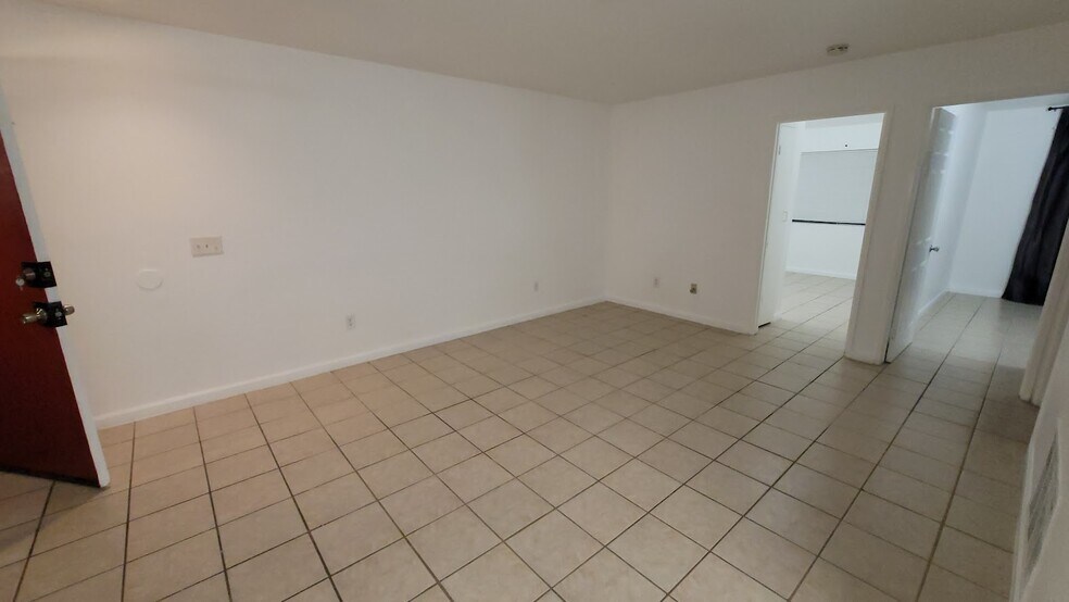 More Photos Of 43965 Towne St, Indio Apartments For Sale