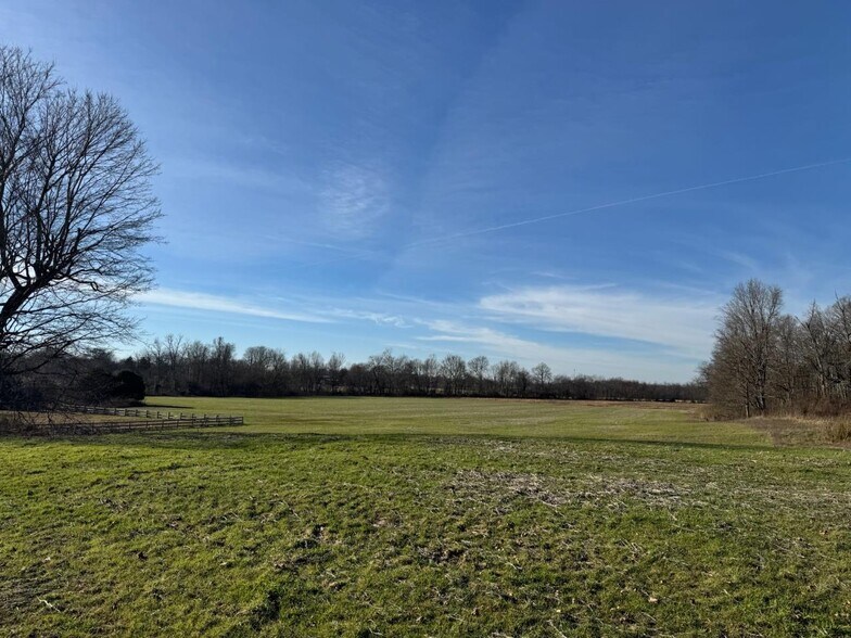 More Photos Of 1050 Stiles Ford Rd, Hodgenville Land For Sale