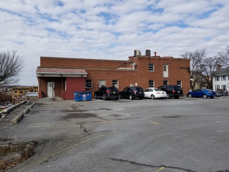 More Photos Of 494 Spruce St, Morgantown Freestanding For Sale