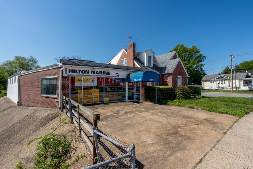 More Photos Of 1900 Kirkwood Hwy, Wilmington Freestanding For Lease