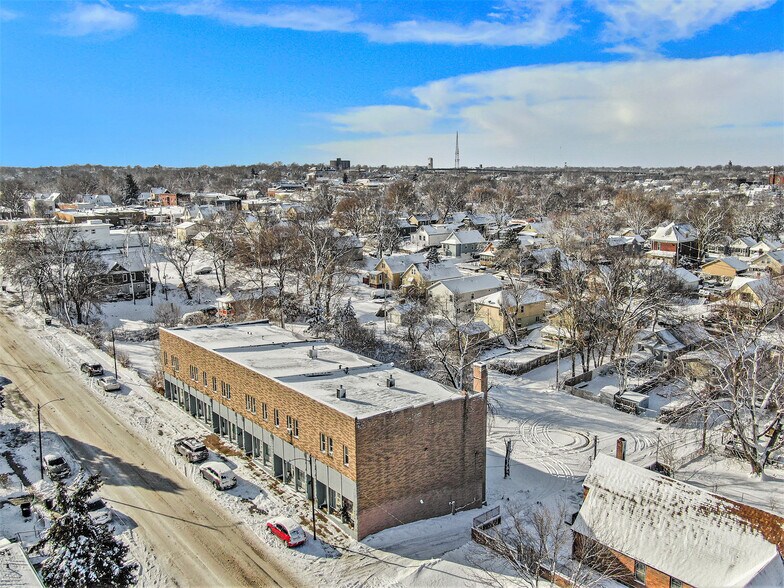 More Photos Of 2416 S 16th St, Omaha Apartments For Sale