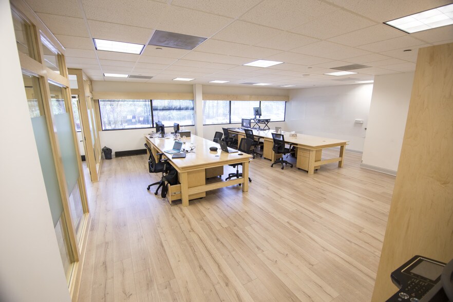More Photos Of 30 W Park Pl, Morristown Office For Lease