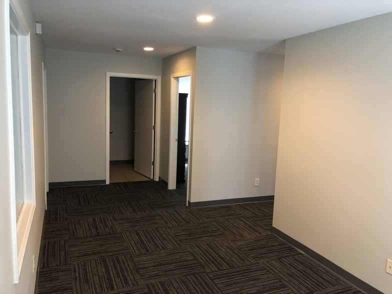 More Photos Of 835 Wren Rd, Goodlettsville Office For Lease