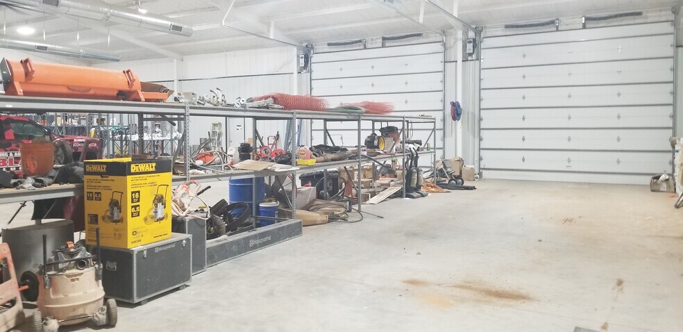 More Photos Of 1627 County Road 7340, Lubbock Warehouse For Sale