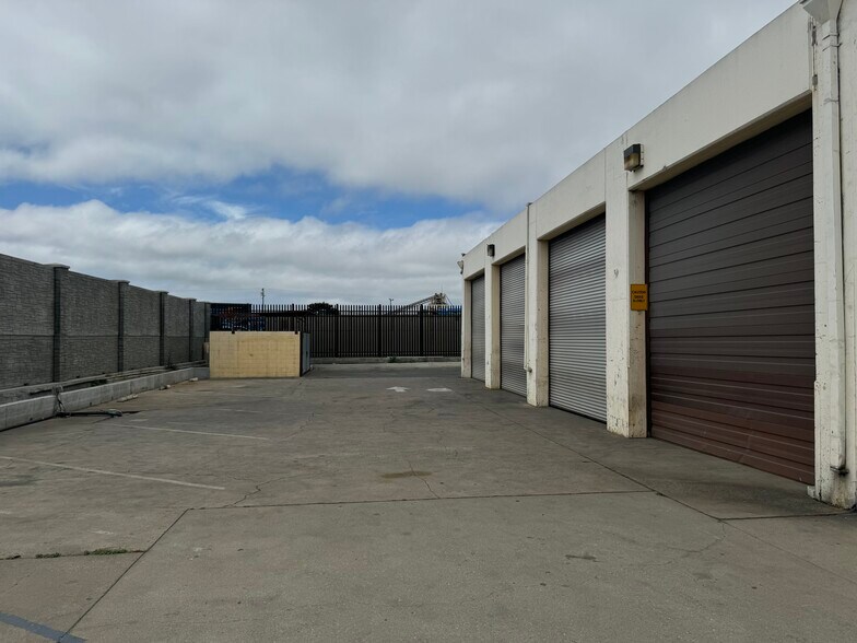 More Photos Of 352 Griffin St, Salinas Warehouse For Sale
