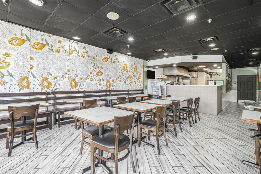 More Photos Of 72-76 Market St, Clifton Restaurant For Sale