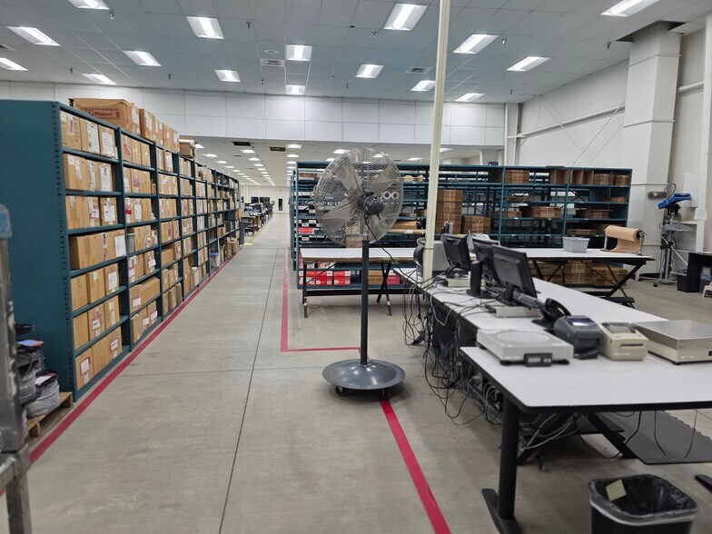 More Photos Of 1610 Commerce Way, Paso Robles Warehouse For Sale